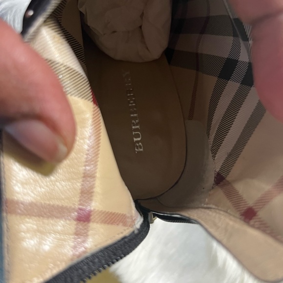 Authentic Beautiful Rockstar Black Patent Burberry Ankle Boots w/ Studs - Picture 11 of 16